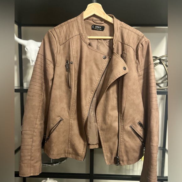 ONLY Women’s Faux Leather Moto Jacket | Size 38 - Picture 2 of 6